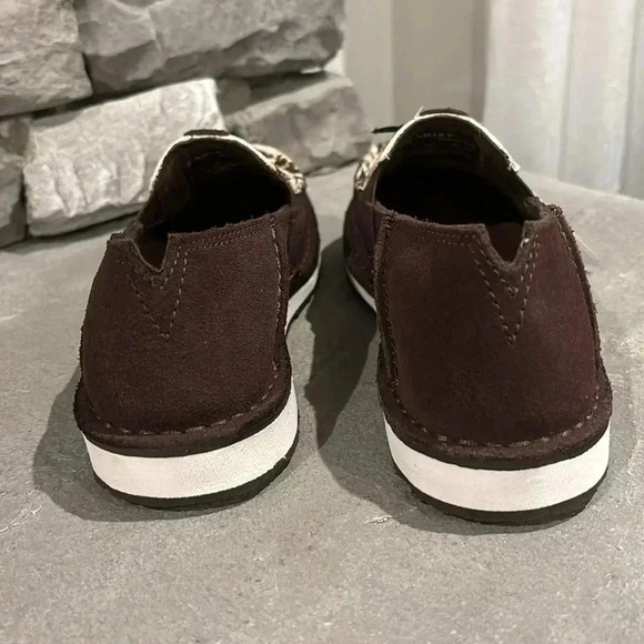 Ariat Cruiser Cow Print Chocolate Chip,Suede, Spotted Hair,EVA midsole,Duratread - Picture 5 of 11